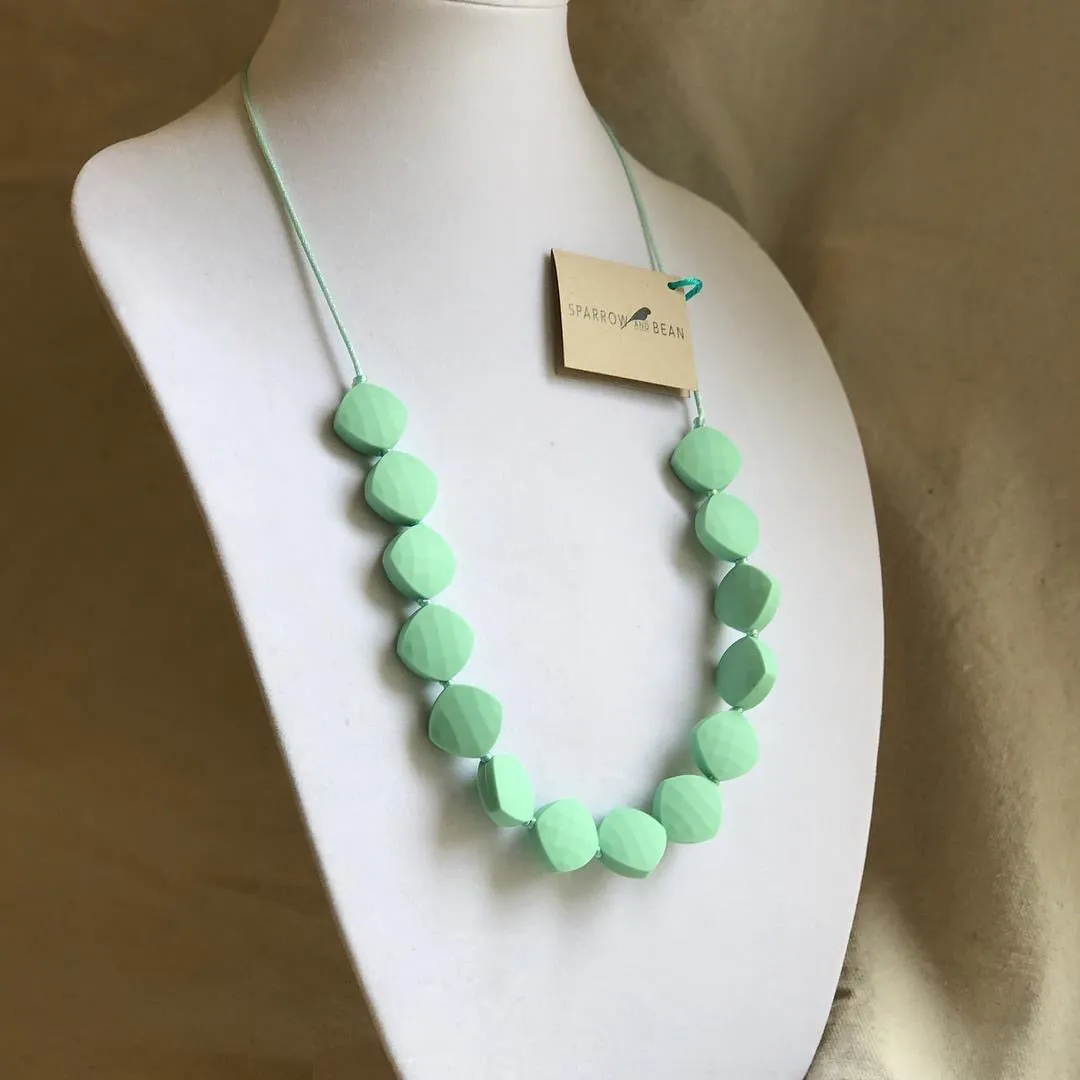 Kelsey Necklace (Mint)