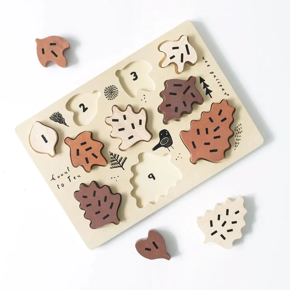 WEE GALLERY - COUNT TO 10 WOODEN TRAY PUZZLE WITH LEAVES